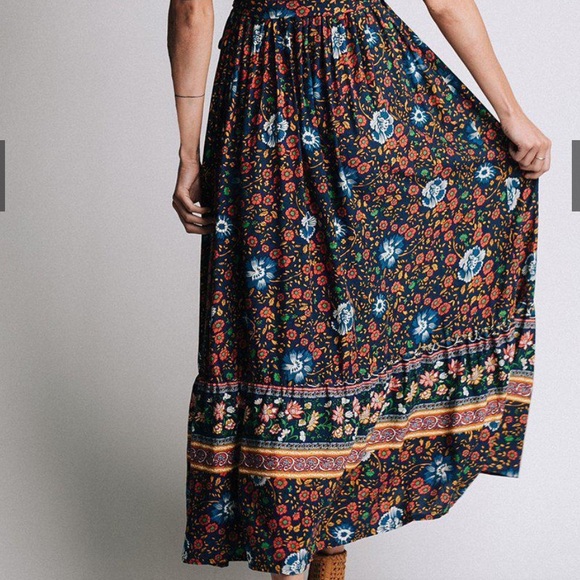 Boho Floral Dress - Picture 4 of 6